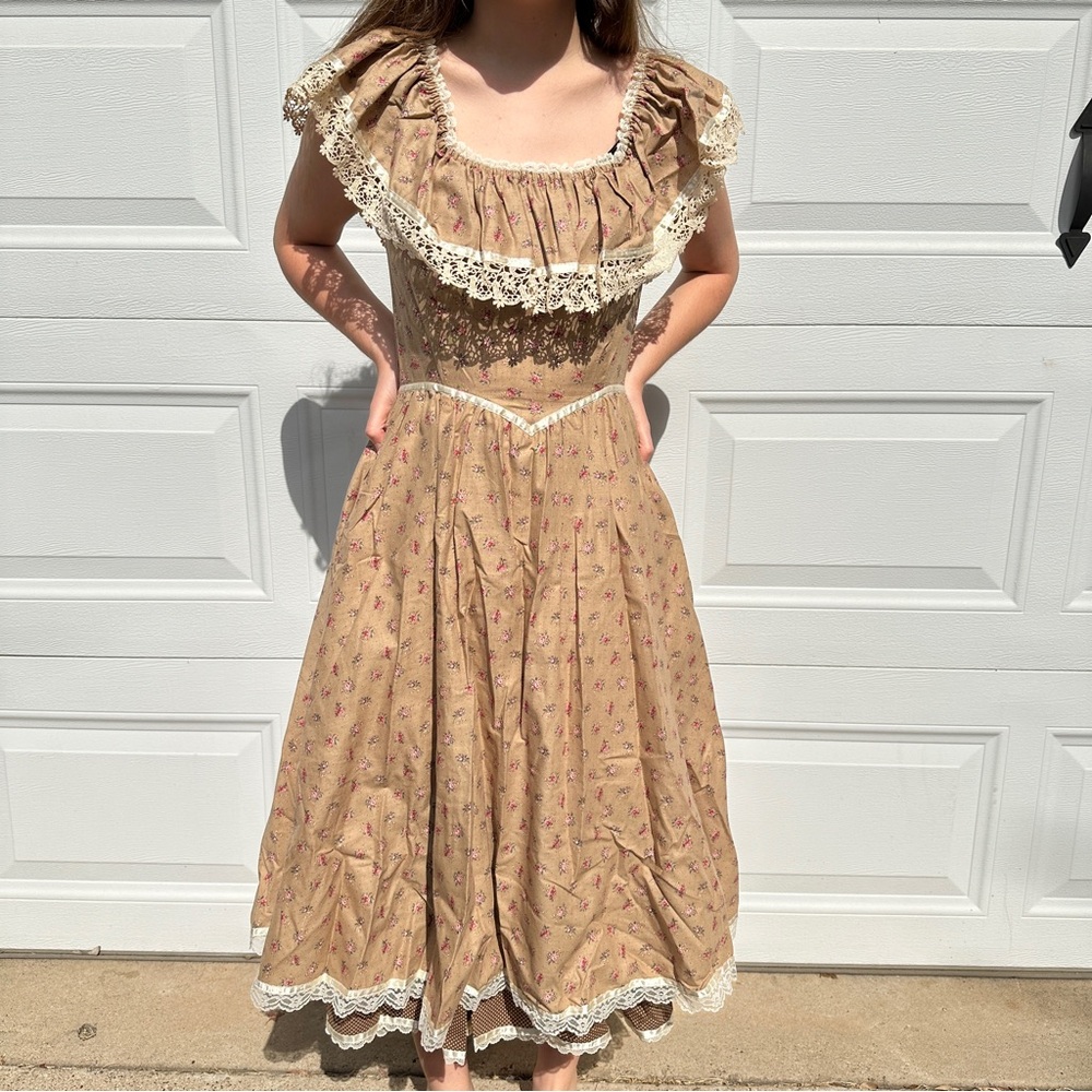 vintage cottagecore gunne sax dress